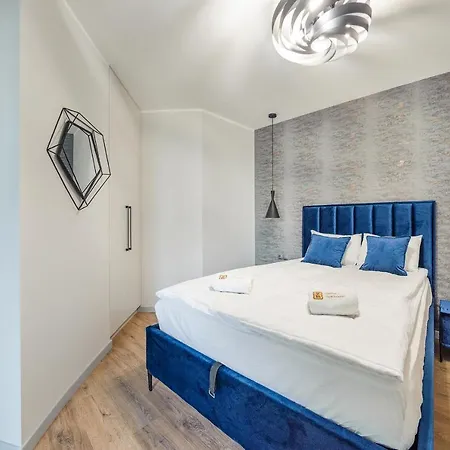 Plac Unii - Premium * Gdyně