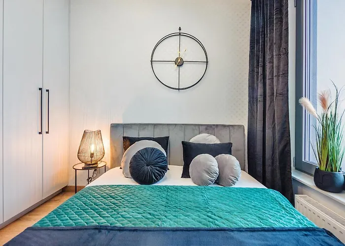 Plac Unii - Premium *